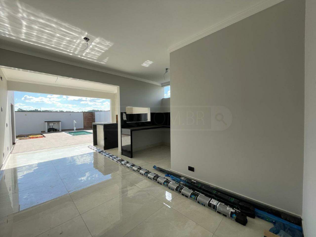 Casa à venda, 3 quartos, sendo 1 suíte, 2 vagas, no bairro Parque Residencial Piracicaba em Piracicaba - SP