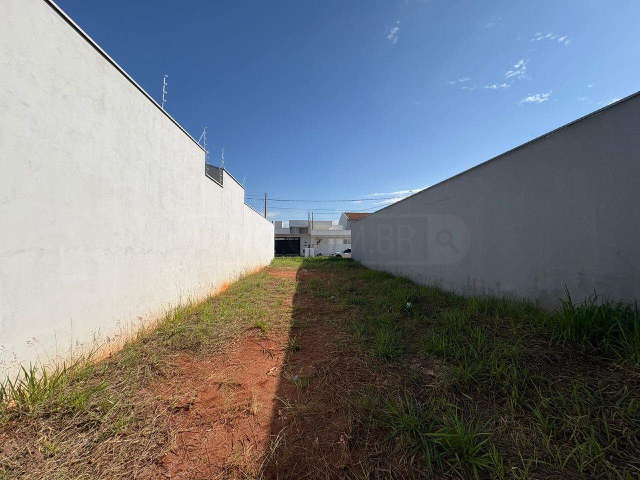 Terreno à venda, no bairro Residencial Nova Água Branca II em Piracicaba - SP