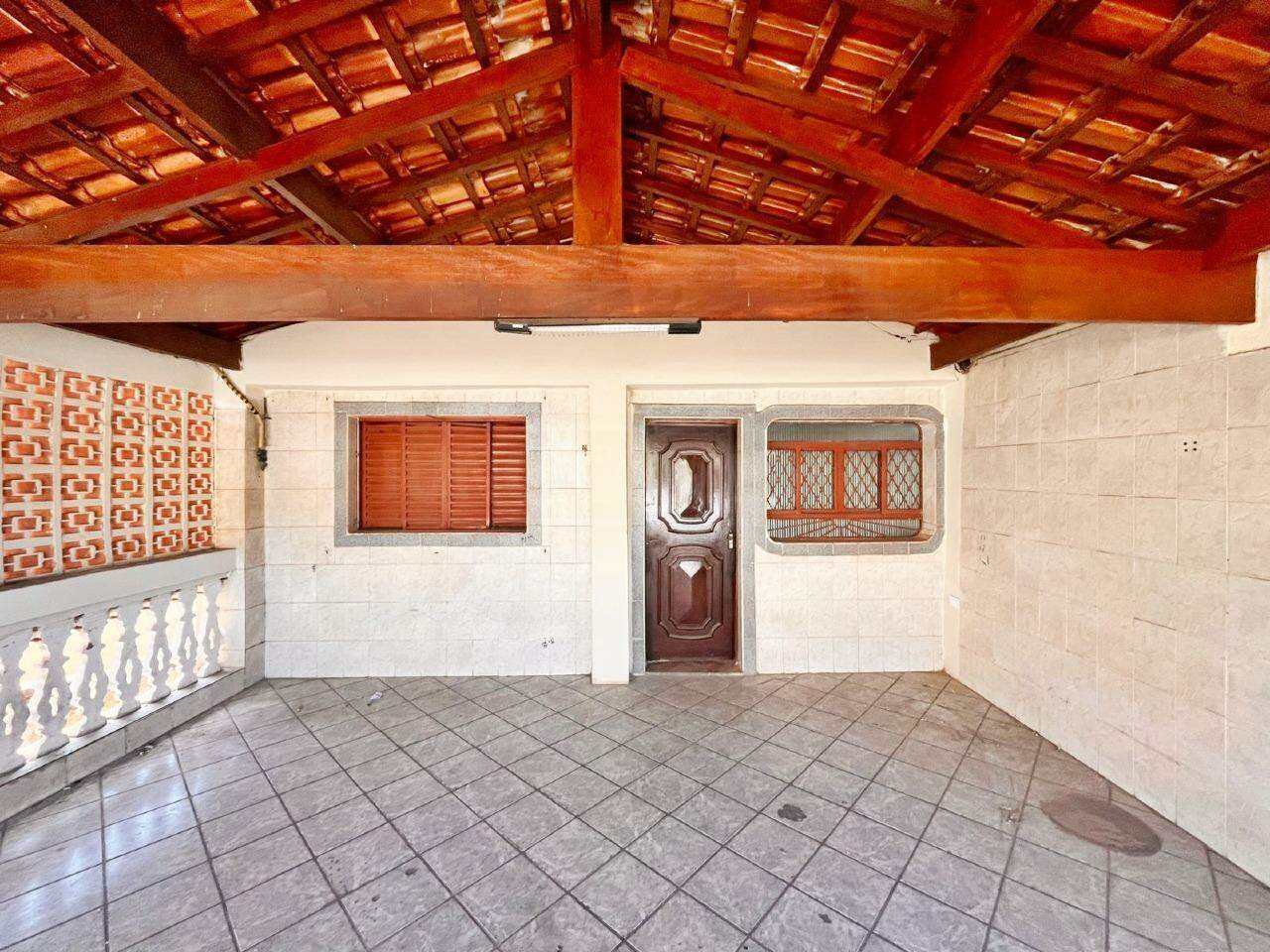 Casa à venda, 3 quartos, 2 vagas, no bairro Jardim Residencial Javary I em Piracicaba - SP
