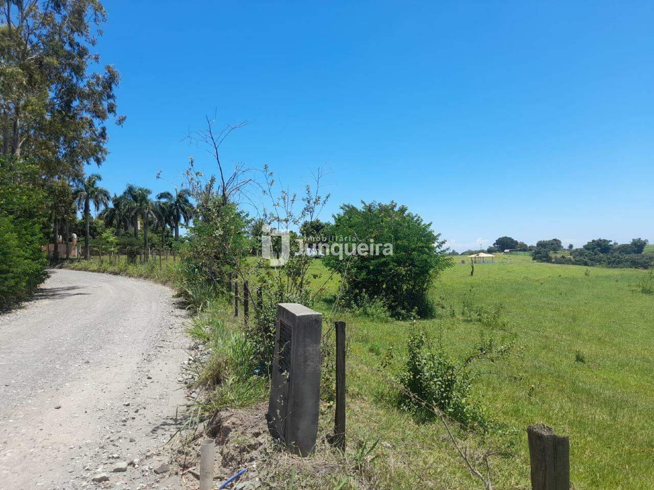 Área para alugar, no bairro Nova Suiça em Piracicaba - SP