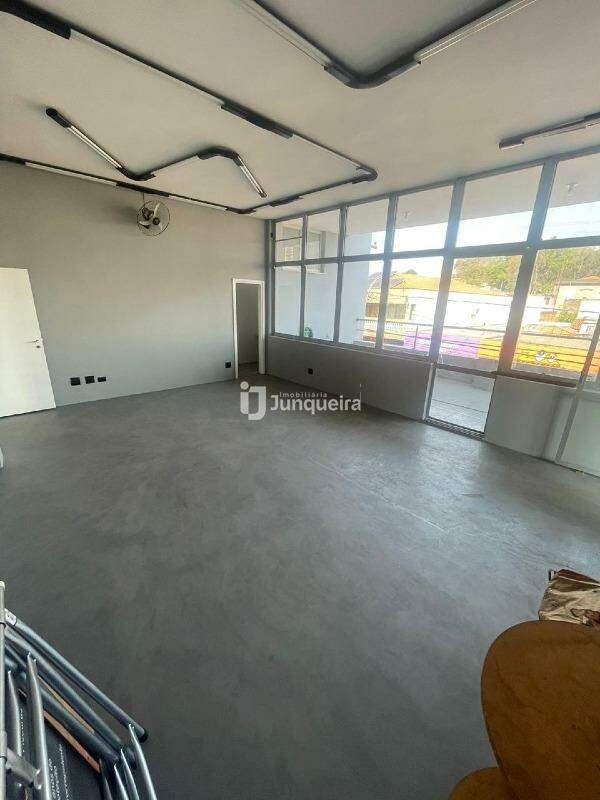 Sala Comercial para alugar, no bairro Centro em Rio das Pedras - SP