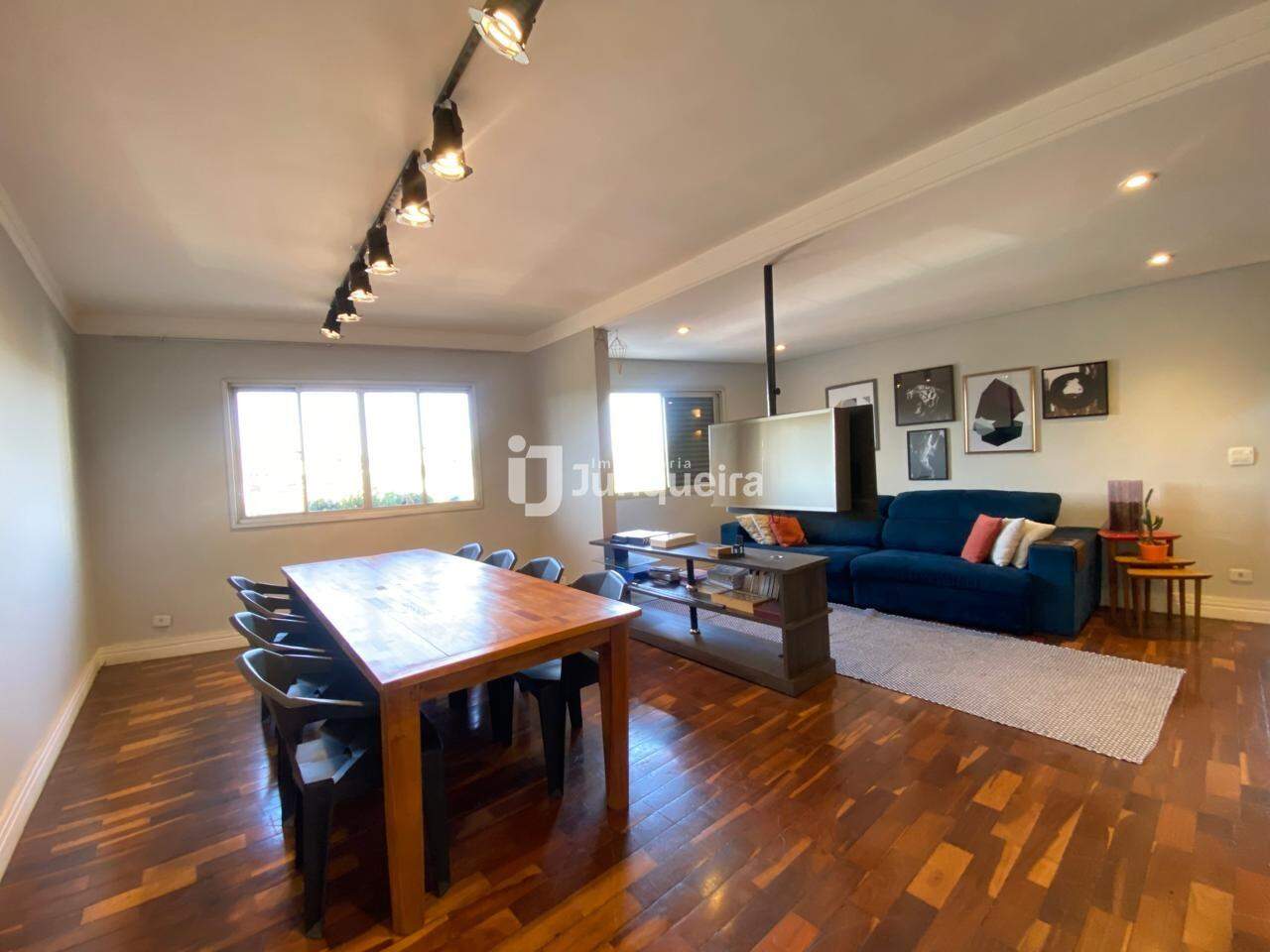Apartamento à venda no Edifício Maceió, 3 quartos, sendo 1 suíte, 1 vaga, no bairro Vila Monteiro em Piracicaba - SP