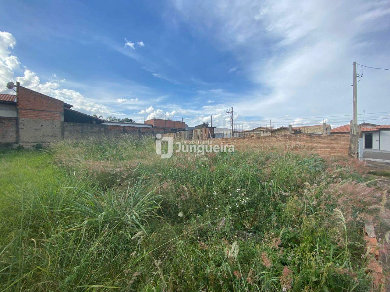 Terreno à venda, no bairro Parque São Matheus II em Piracicaba - SP