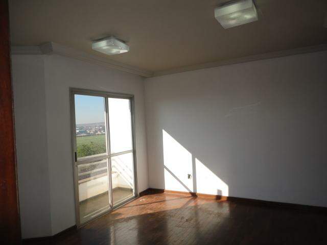 Apartamento à venda no Barão de Serra Negra, 3 quartos, sendo 1 suíte, 1 vaga, no bairro Barão de Serra Negra em Rio das Pedras - SP