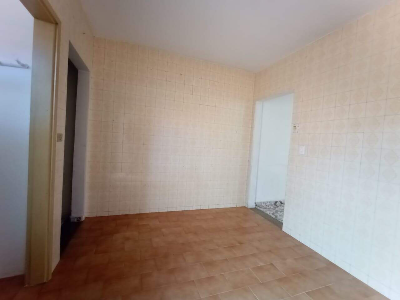 Casa à venda, 2 quartos, 1 vaga, no bairro Santa Terezinha em Piracicaba - SP