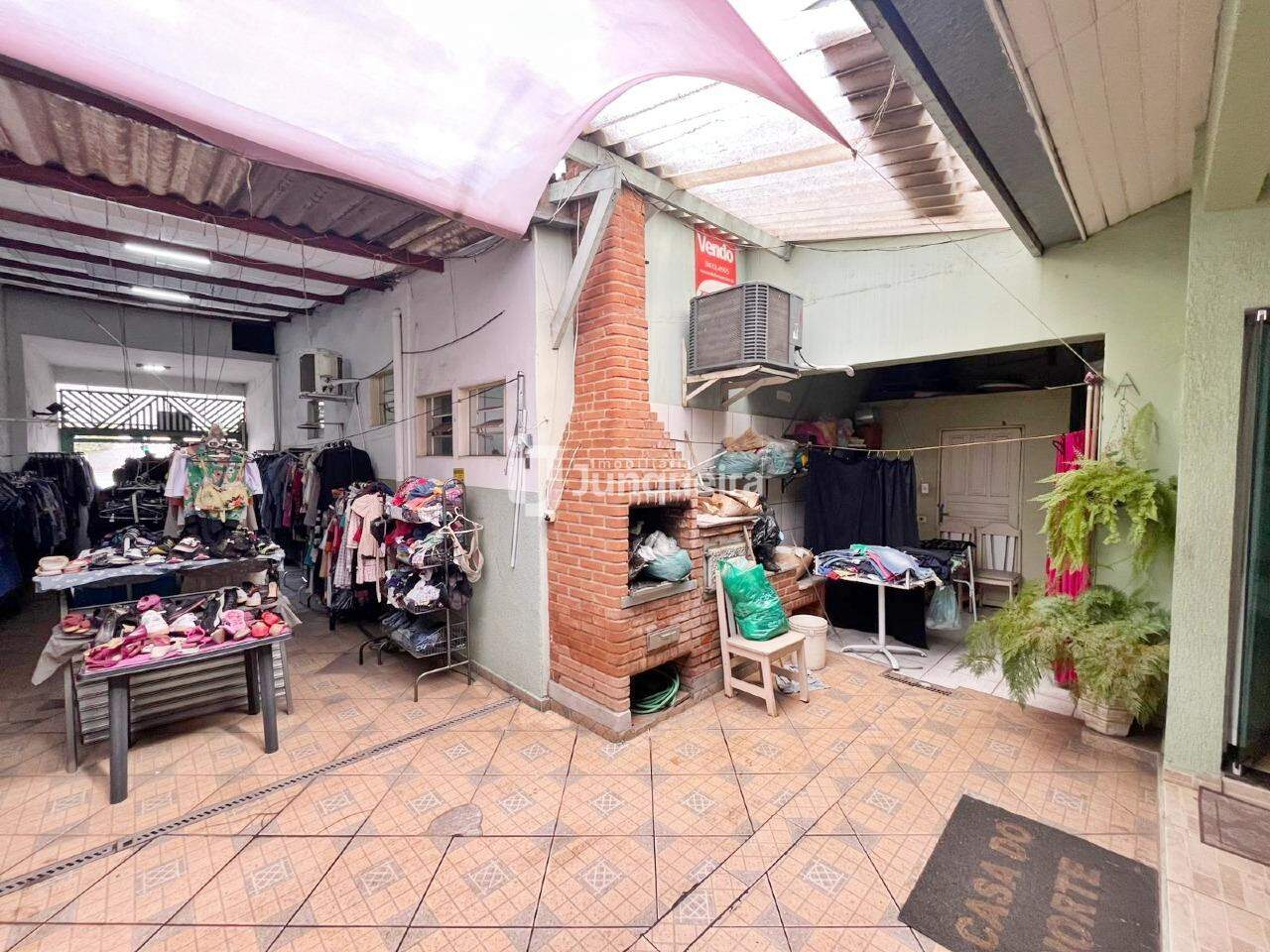 Casa Comercial à venda, 2 quartos, 3 vagas, no bairro Vila Sônia em Piracicaba - SP