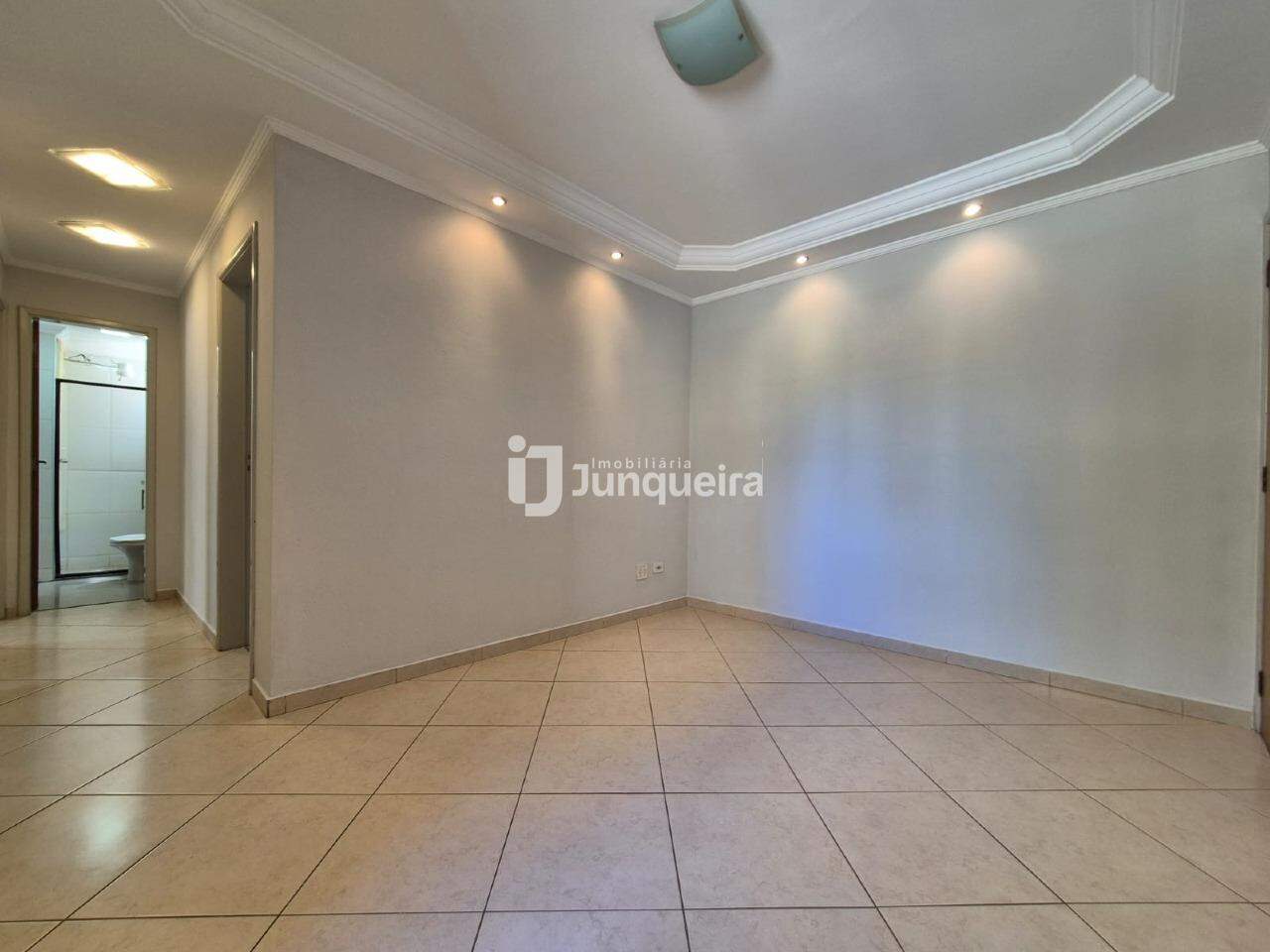 Apartamento à venda no Village Cleopath, 2 quartos, 1 vaga, no bairro Centro em Piracicaba - SP