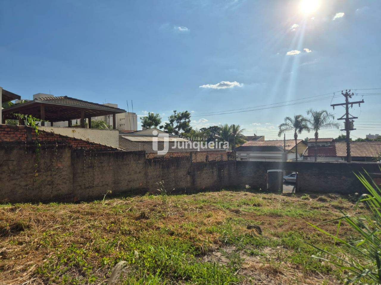 Terreno à venda, no bairro Parque Santa Cecília em Piracicaba - SP