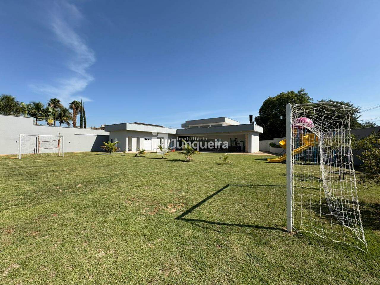 Casa em Condomínio à venda no Park Campestre I, 4 quartos, sendo 4 suítes, 6 vagas, no bairro Park Campestre I em Piracicaba - SP