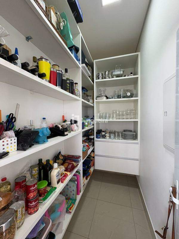 Casa em Condomínio à venda no Park Campestre I, 4 quartos, sendo 4 suítes, 6 vagas, no bairro Park Campestre I em Piracicaba - SP