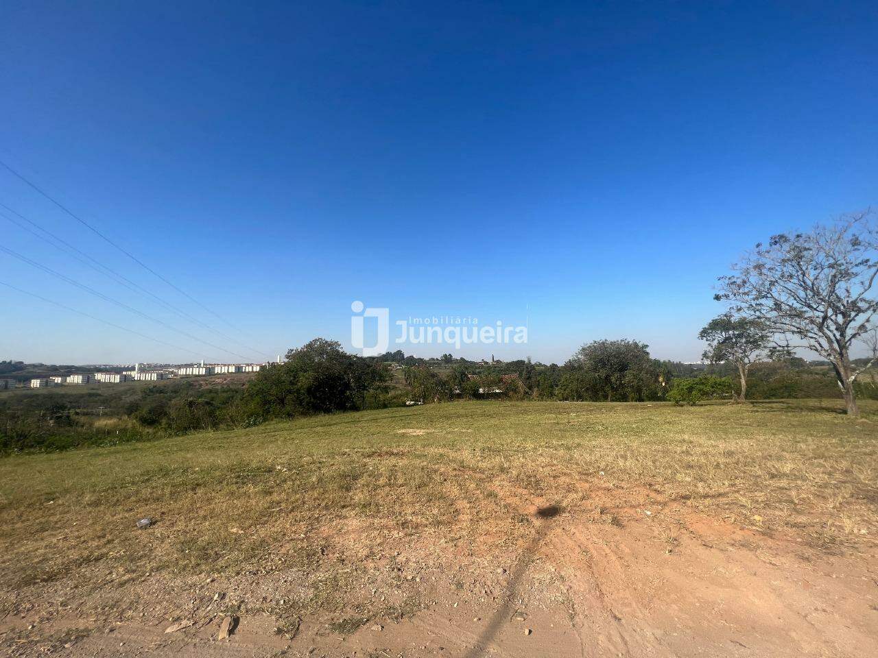 Terreno à venda, no bairro Itaperu em Piracicaba - SP