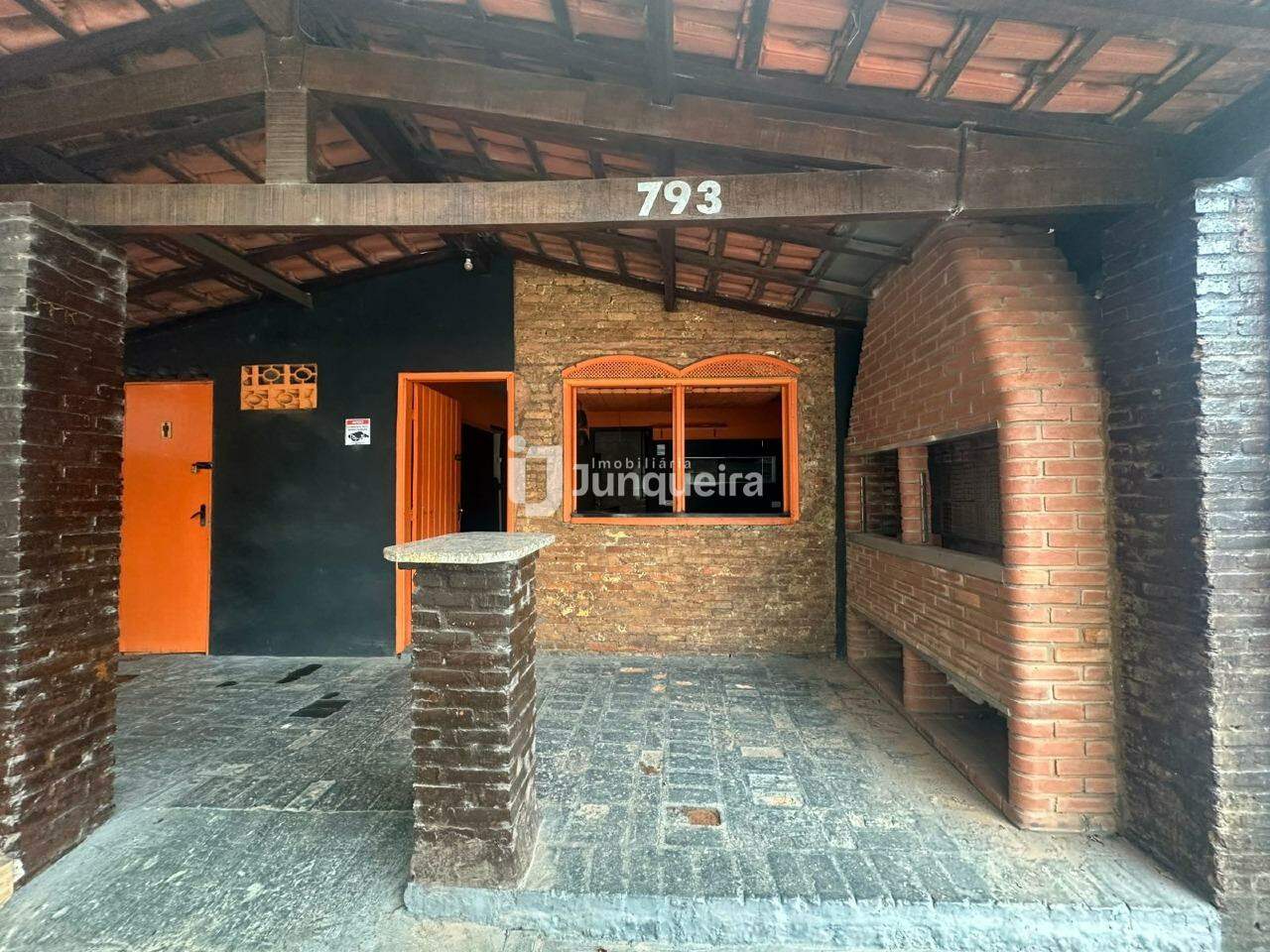 Salão para alugar, no bairro Centro em Piracicaba - SP