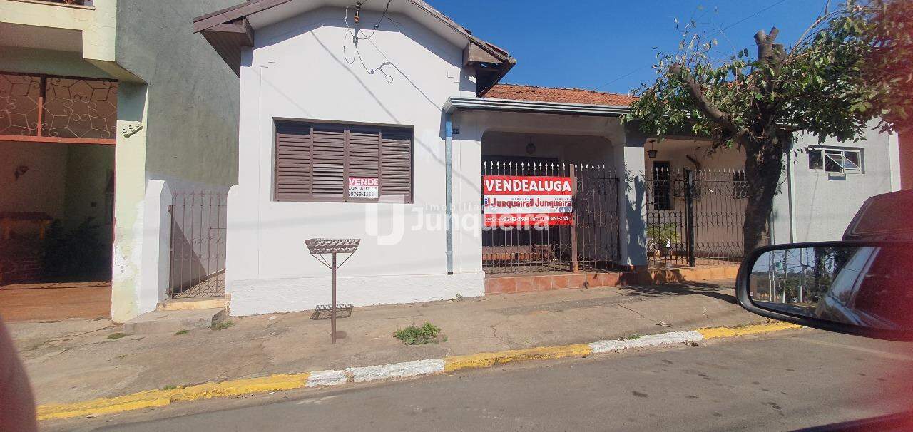 Casa à venda, 3 quartos, 1 vaga, no bairro Centro em Rio das Pedras - SP
