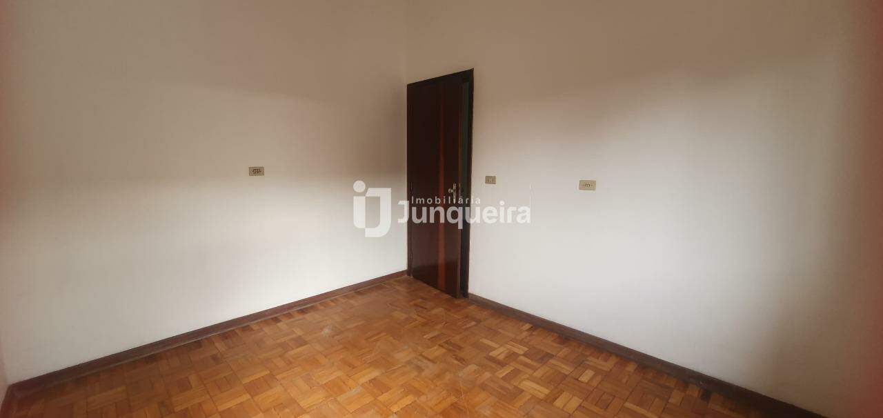Casa à venda, 3 quartos, 1 vaga, no bairro Centro em Rio das Pedras - SP