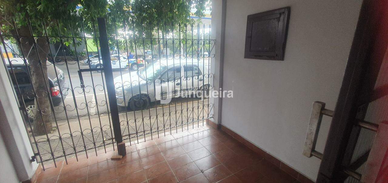Casa à venda, 3 quartos, 1 vaga, no bairro Centro em Rio das Pedras - SP
