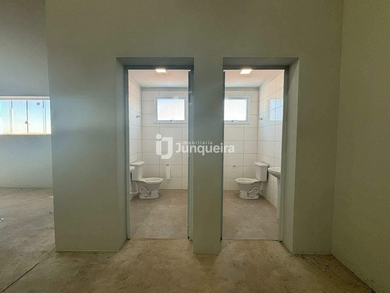 Salão para alugar, no bairro Jaraguá em Piracicaba - SP