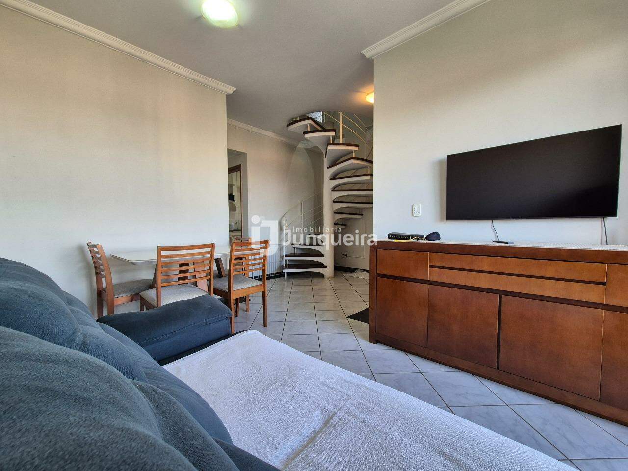 Apartamento à venda no Edifício Antuerpia, 3 quartos, sendo 1 suíte, 2 vagas, no bairro Paulista em Piracicaba - SP
