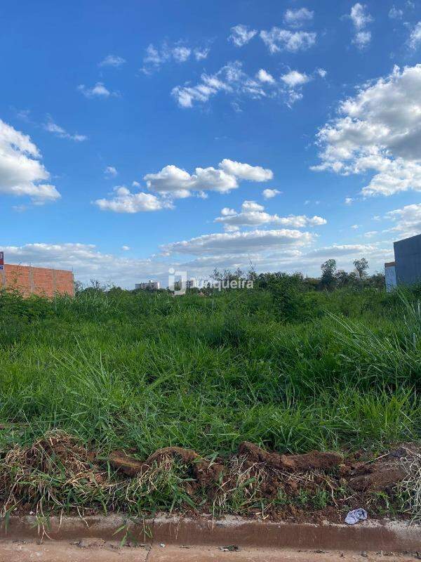 Terreno à venda, no bairro Campestre em Piracicaba - SP
