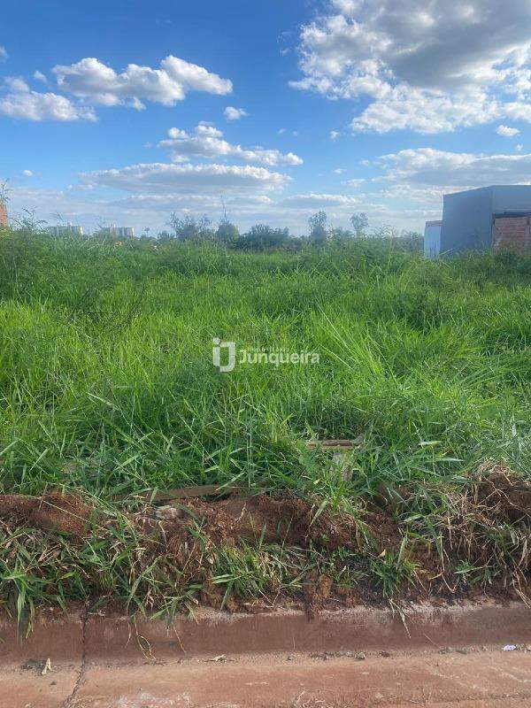 Terreno à venda, no bairro Campestre em Piracicaba - SP