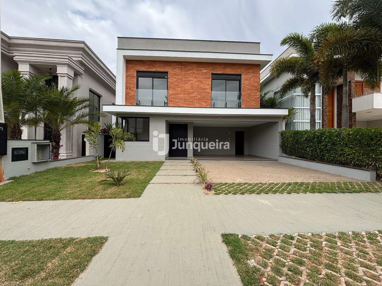 Casa em Condomínio à venda no Villa D'Aquila, 4 quartos, sendo 4 suítes, 4 vagas, no bairro Villa D'áquila em Piracicaba - SP