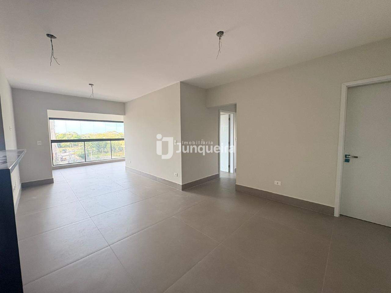 Apartamento à venda no Ilha de Maui, 3 quartos, sendo 1 suíte, 2 vagas, no bairro São Judas em Piracicaba - SP