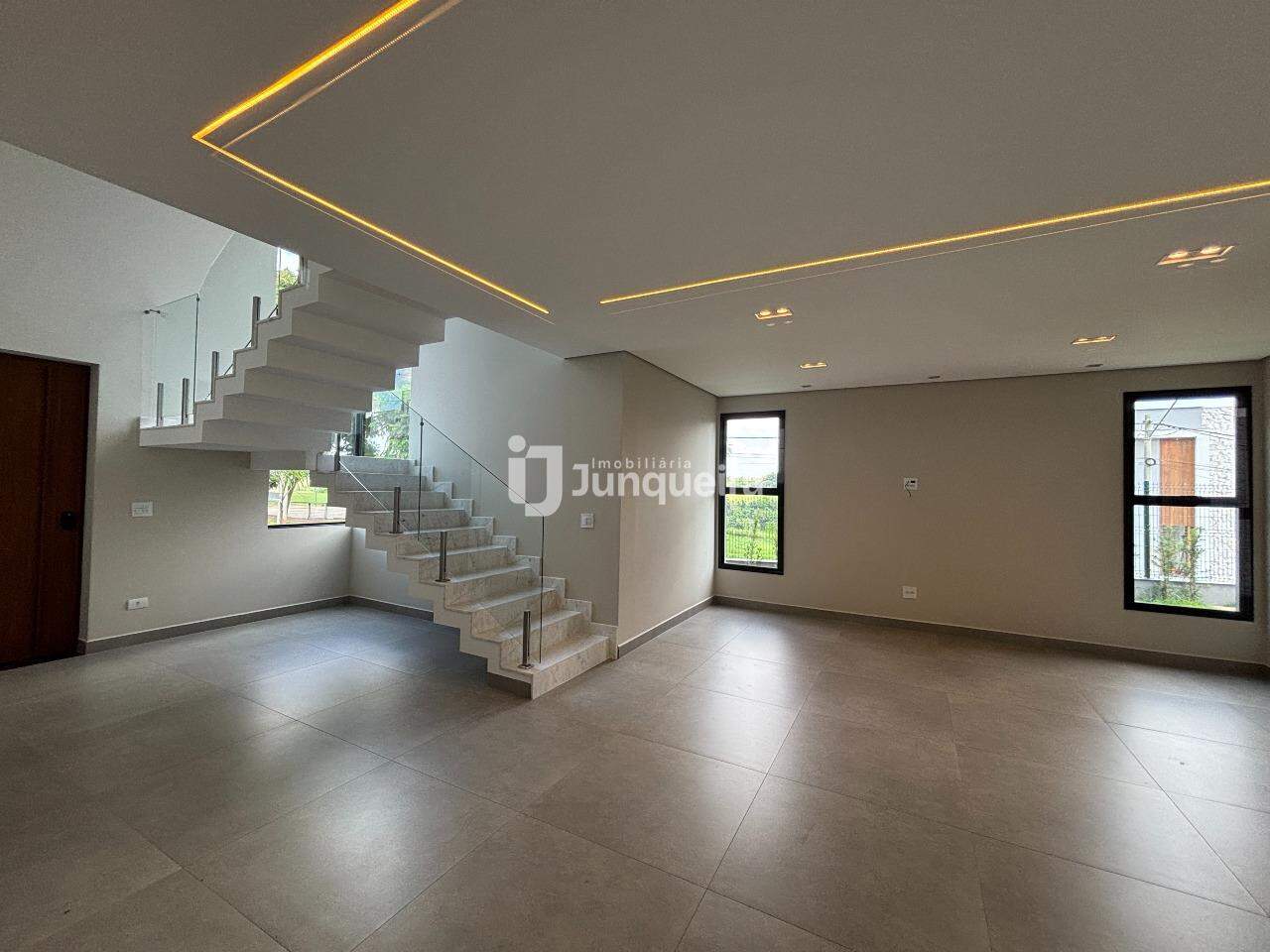 Casa em Condomínio à venda no Villa Bela Vista, 4 quartos, sendo 4 suítes, 4 vagas, no bairro Villa Bela Vista em Piracicaba - SP