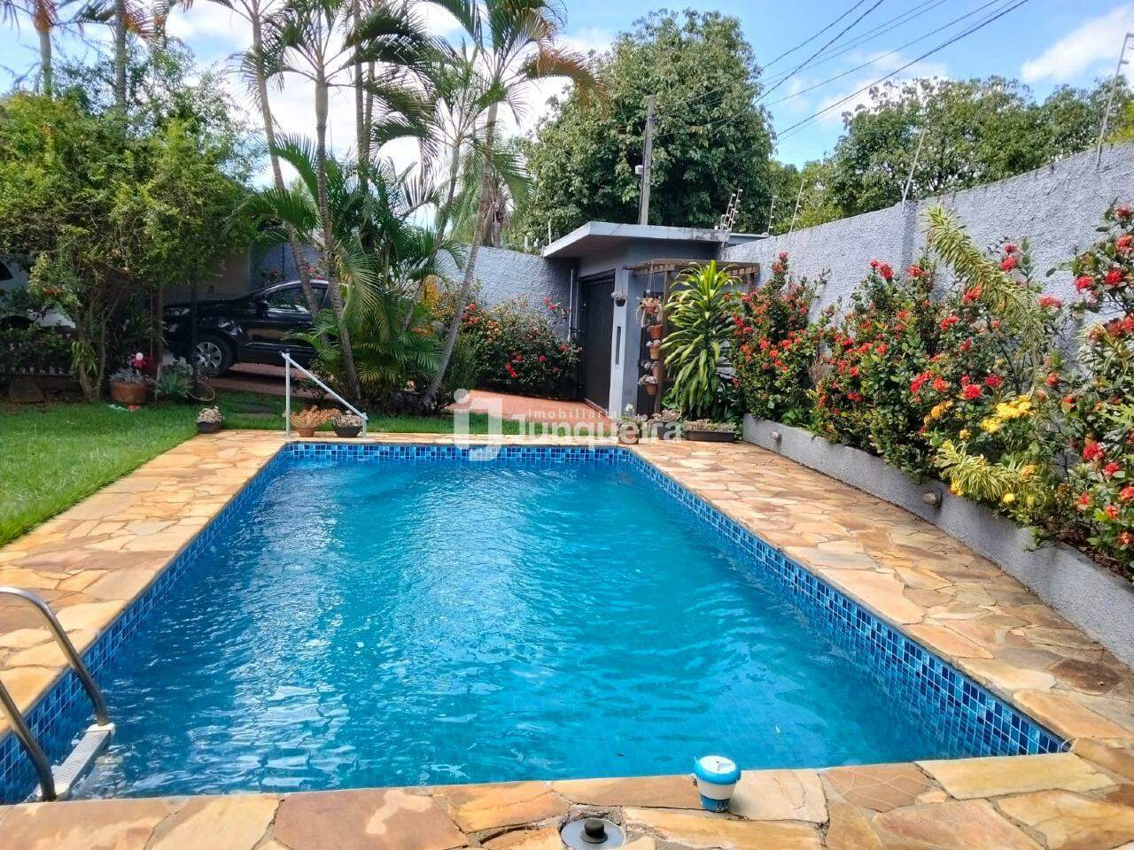 Casa à venda, 3 quartos, sendo 1 suíte, 4 vagas, no bairro Nova Piracicaba em Piracicaba - SP