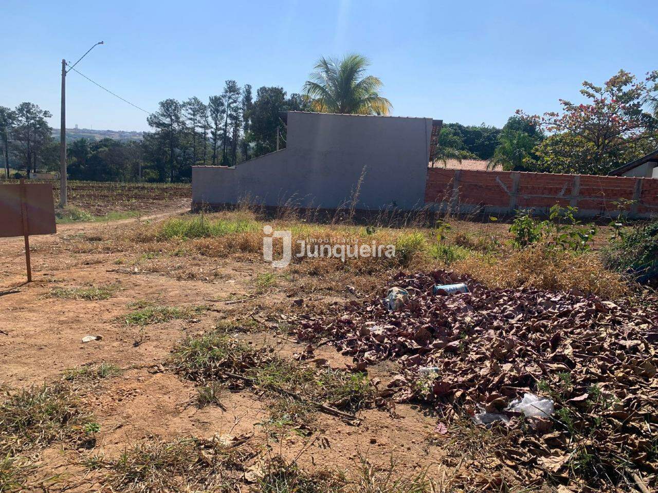 Terreno à venda, no bairro Ondas em Piracicaba - SP