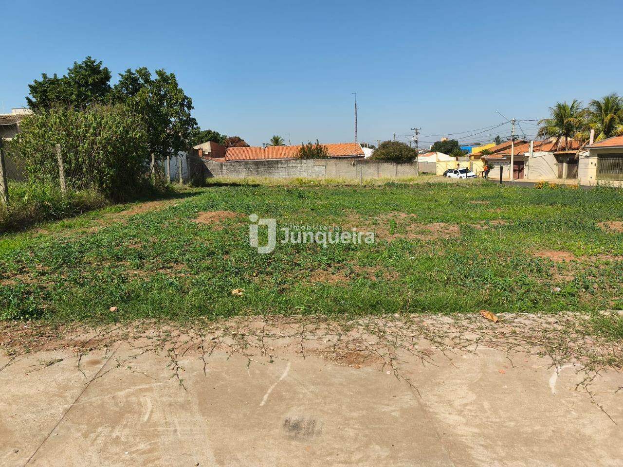 Terreno à venda, no bairro Jardim São Cristóvão II em Rio das Pedras - SP