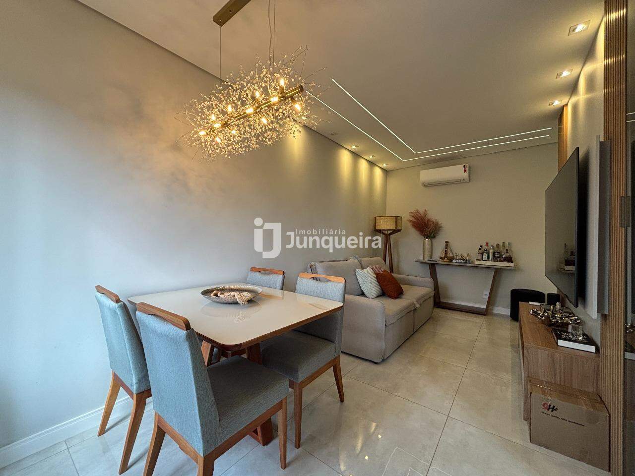 Casa em Condomínio à venda no Reserva Taquaral II, 3 quartos, sendo 1 suíte, 2 vagas, no bairro Reserva Taquaral II em Piracicaba - SP