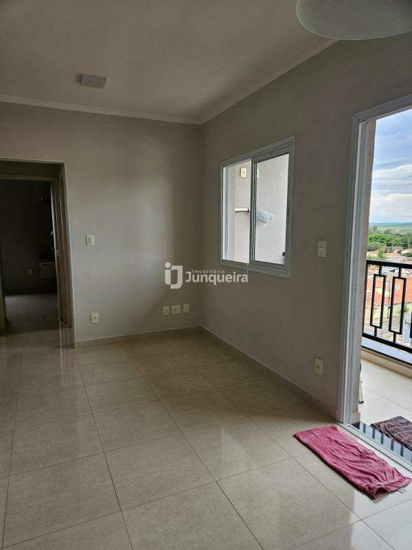 Apartamento à venda no Residencial Santa Helena, 2 quartos, 2 vagas, no bairro Saltinho em Saltinho - SP