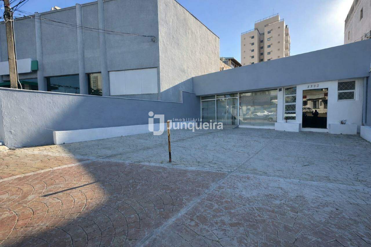 Casa Comercial para alugar, 4 quartos, no bairro Vila Independência em Piracicaba - SP
