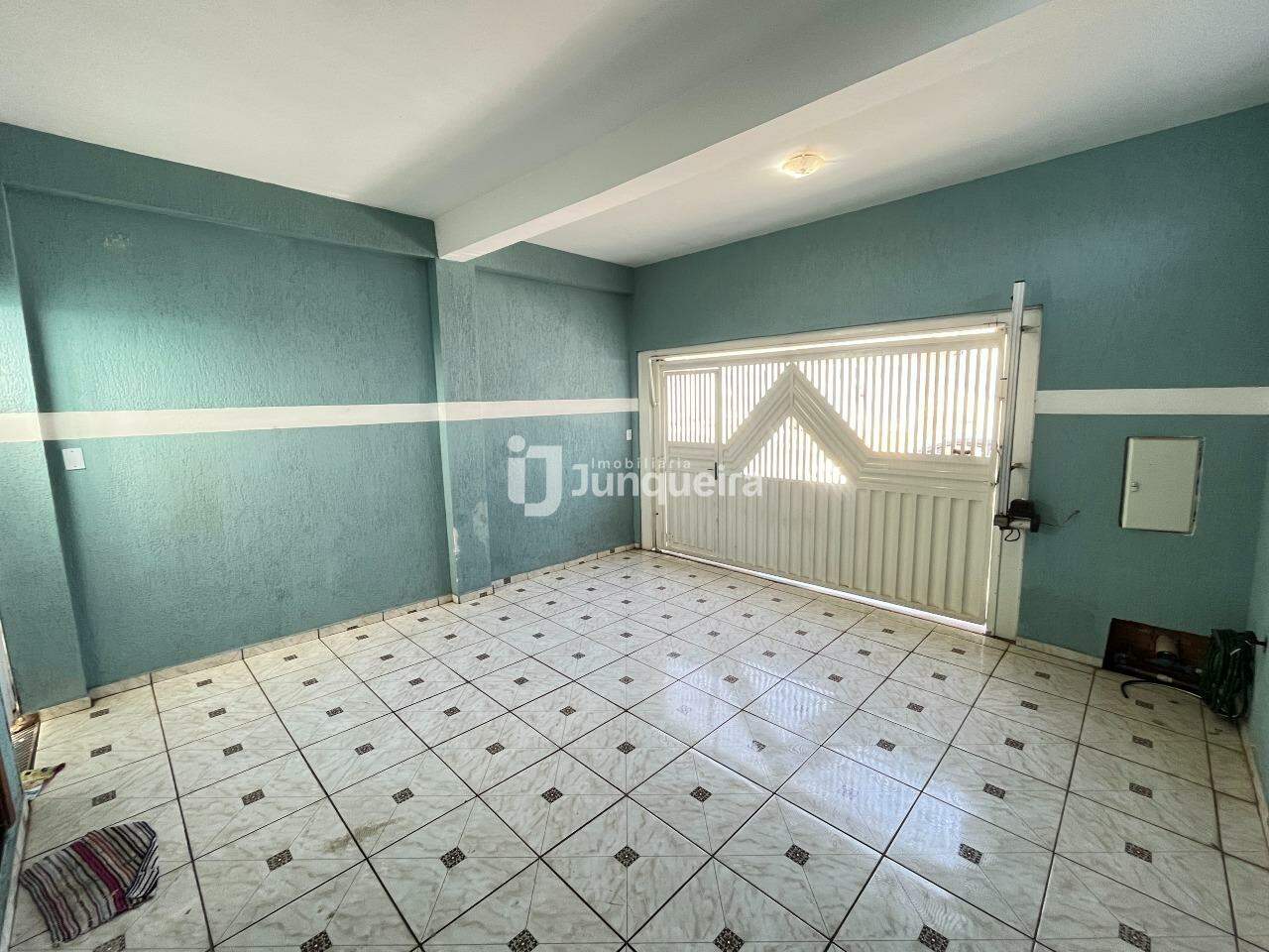 Casa à venda, 4 quartos, sendo 1 suíte, 2 vagas, no bairro Jardim Sol Nascente em Piracicaba - SP