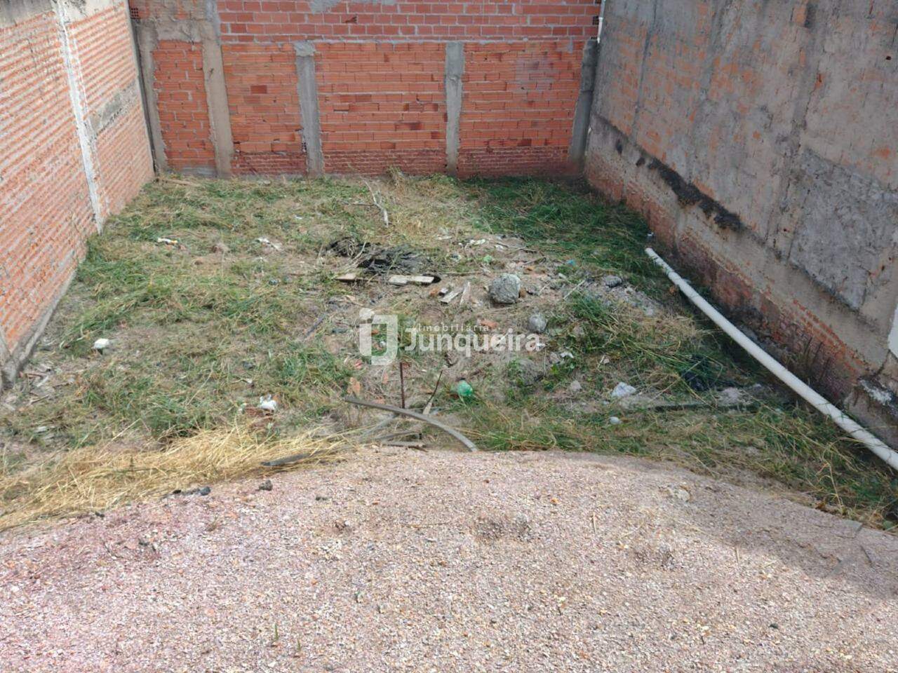 Terreno à venda, no bairro Jardim dos Manacás em Piracicaba - SP