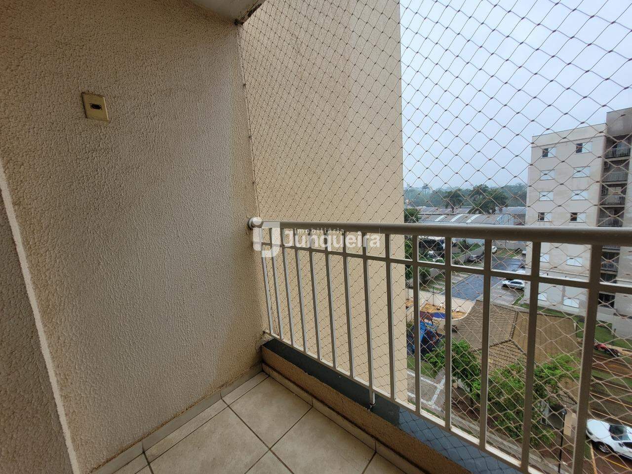 Apartamento para alugar no Top Life I, 2 quartos, 1 vaga, no bairro Jardim Abaeté em Piracicaba - SP