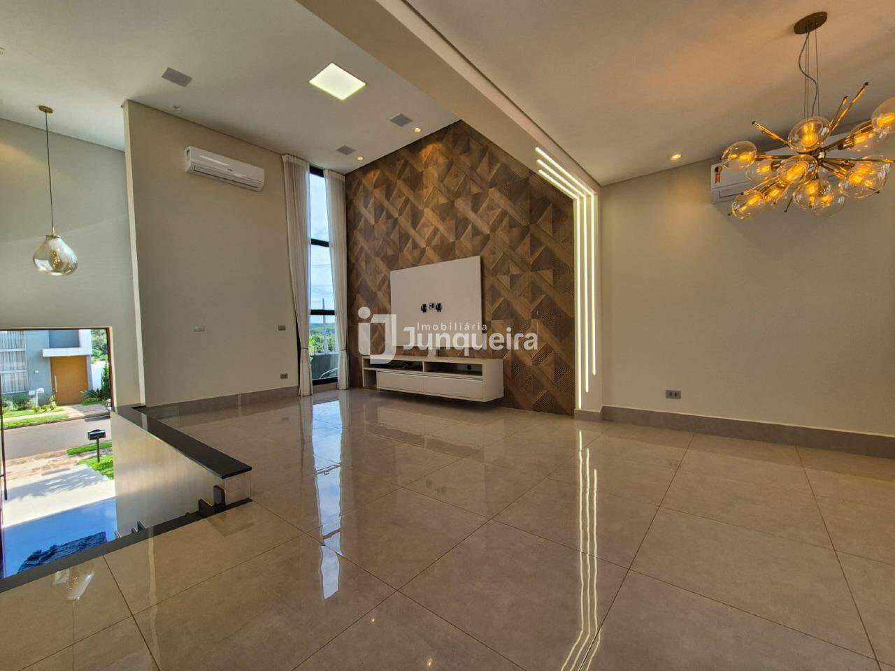 Casa em Condomínio à venda no Villa Bela Vista, 3 quartos, sendo 3 suítes, 4 vagas, no bairro Villa Bela Vista em Piracicaba - SP