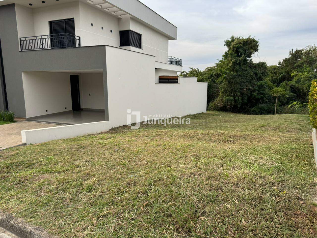 Terreno em Condomínio à venda no Reserva das Paineiras, no bairro Reserva das Paineiras em Piracicaba - SP