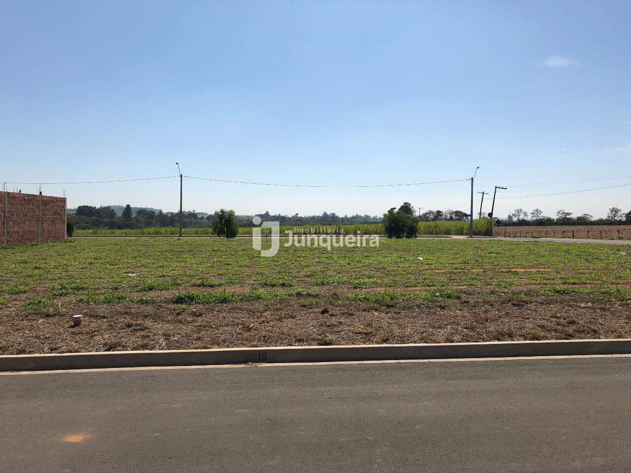 Terreno em Condomínio à venda no Bela Vida Loteamento, no bairro Loteamento Bela Vida  em Saltinho - SP