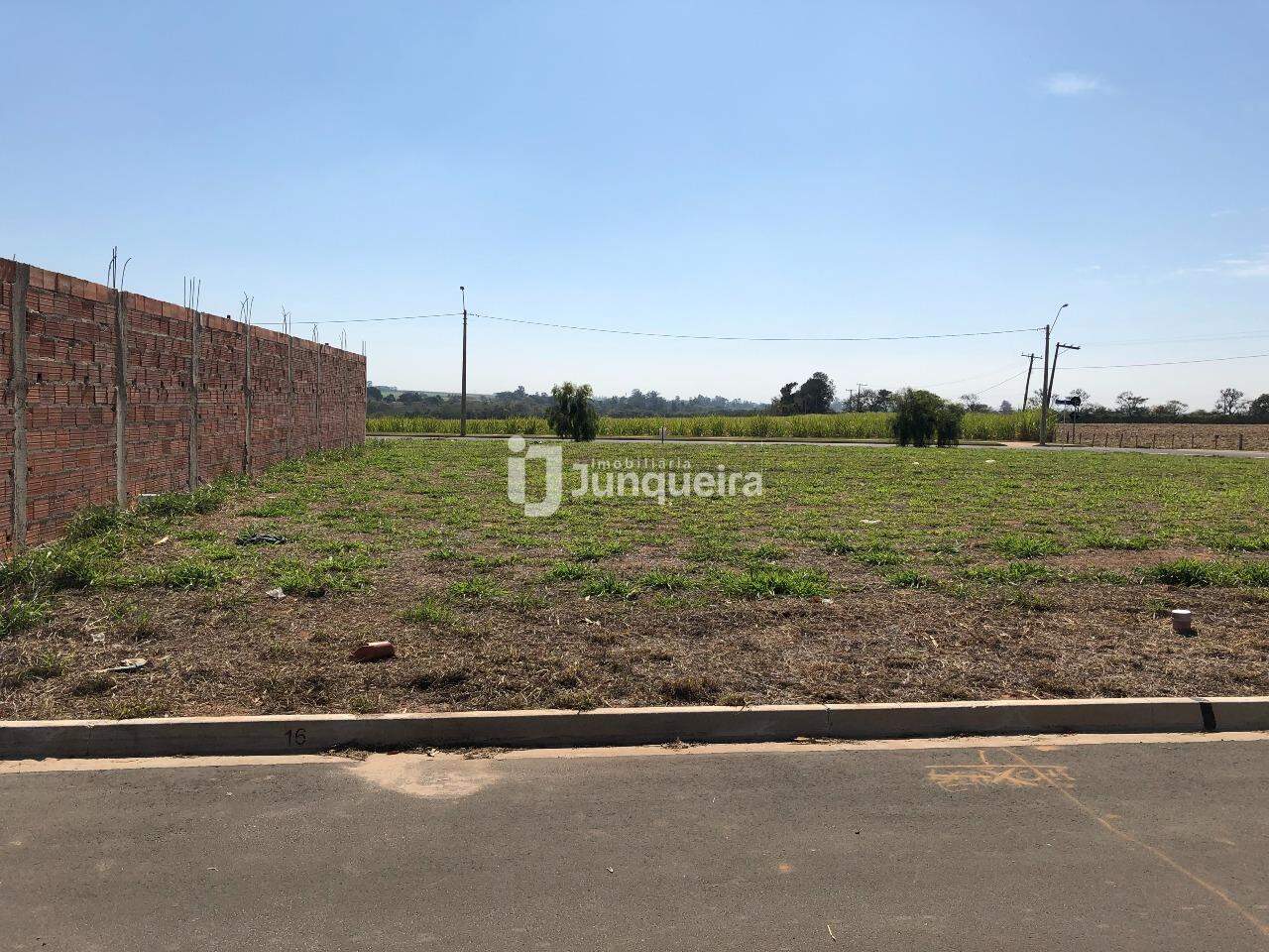 Terreno em Condomínio à venda no Bela Vida Loteamento, no bairro Loteamento Bela Vida  em Saltinho - SP