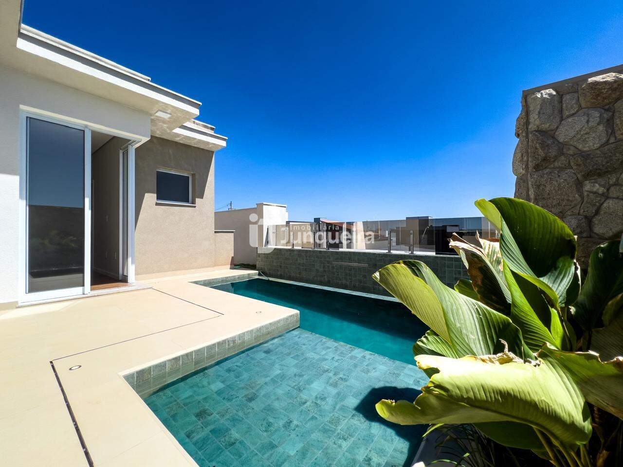 Casa em Condomínio à venda no Soleil , 3 quartos, sendo 1 suíte, 4 vagas, no bairro Soleil em Piracicaba - SP