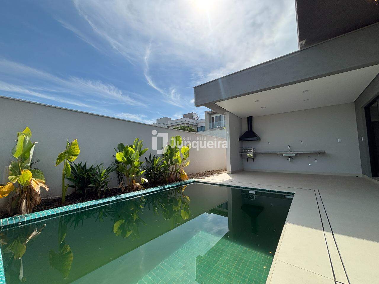Casa em Condomínio à venda no Villa Bela Vista, 3 quartos, sendo 3 suítes, 4 vagas, no bairro Villa Bela Vista em Piracicaba - SP