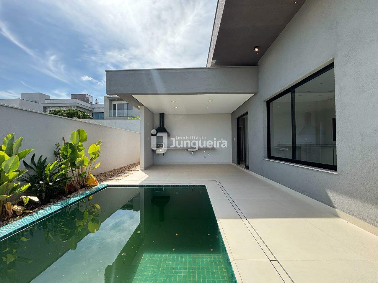 Casa em Condomínio à venda no Villa Bela Vista, 3 quartos, sendo 3 suítes, 4 vagas, no bairro Villa Bela Vista em Piracicaba - SP