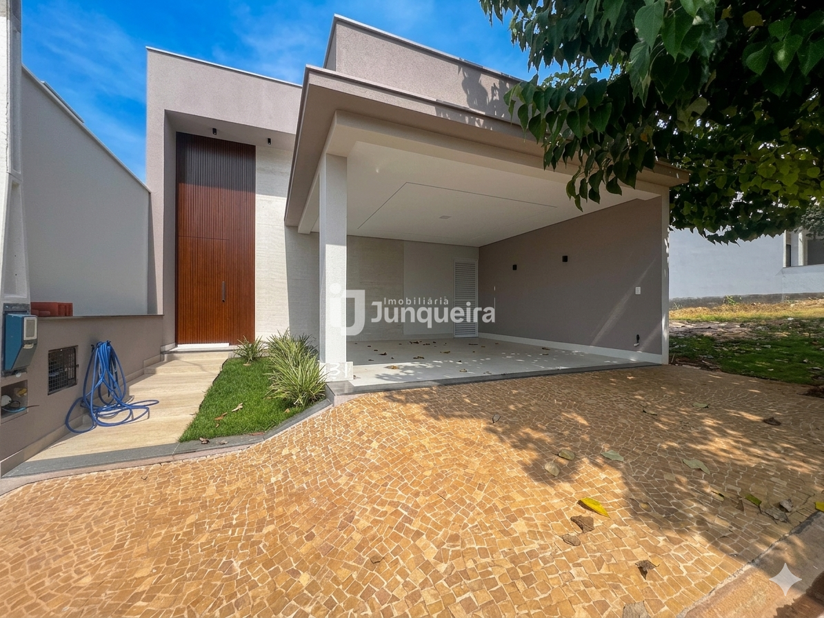Casa em Condomínio à venda no Mônaco, 3 quartos, sendo 1 suíte, 2 vagas, no bairro Mônaco  em Piracicaba - SP