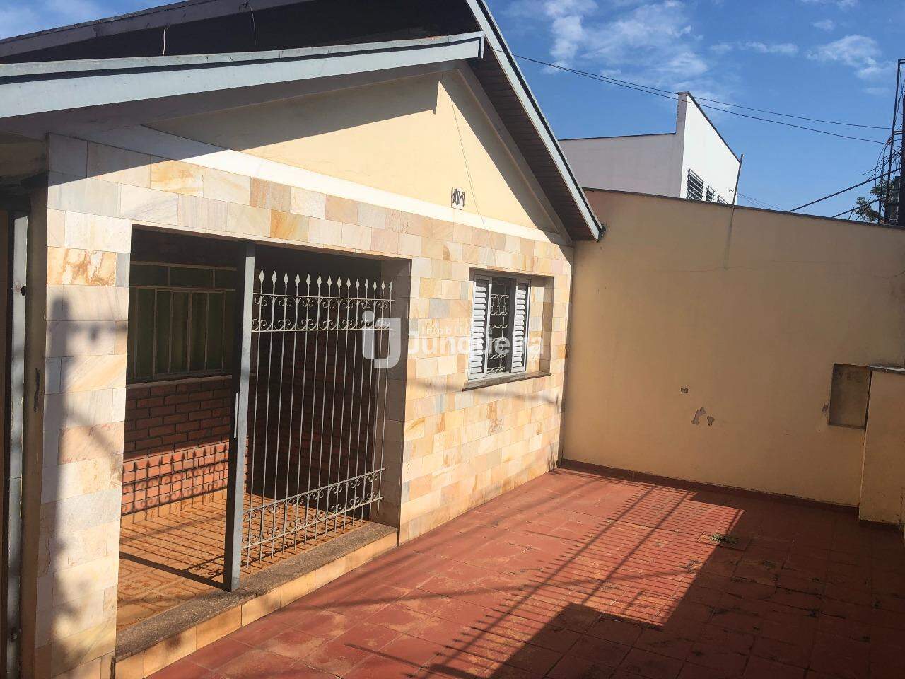 Casa à venda, 3 quartos, 2 vagas, no bairro Paulicéia em Piracicaba - SP