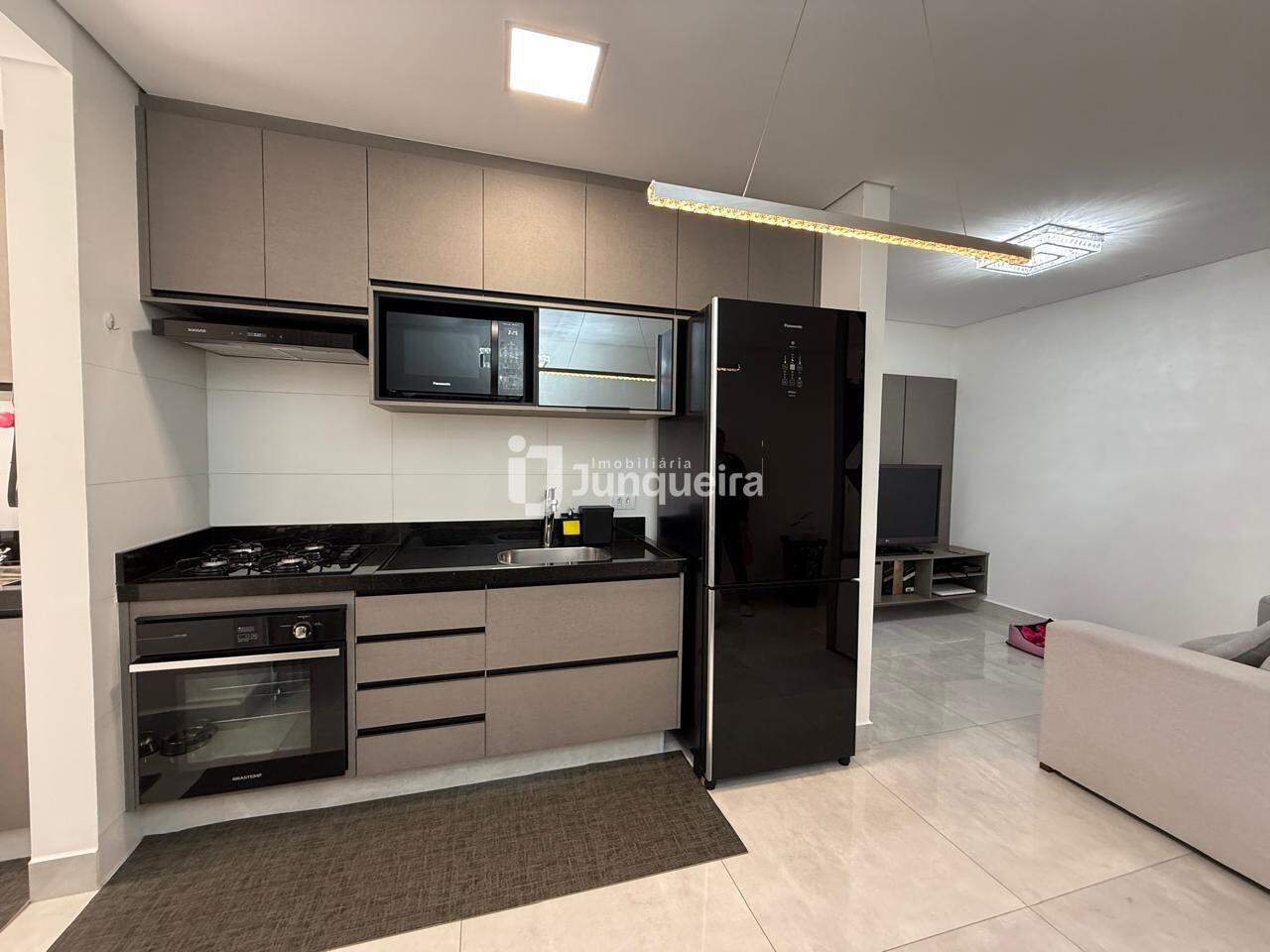 Apartamento à venda no Villa Serena, 3 quartos, sendo 1 suíte, 2 vagas, no bairro Água Branca em Piracicaba - SP