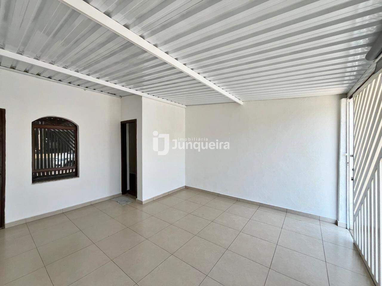 Casa à venda, 2 quartos, 1 vaga, no bairro Vila Bessy em Piracicaba - SP