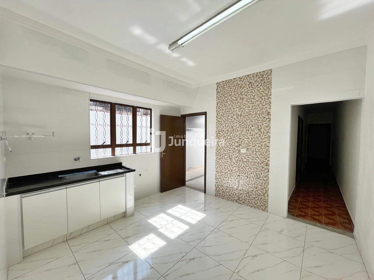 Casa à venda, 2 quartos, 1 vaga, no bairro Vila Bessy em Piracicaba - SP