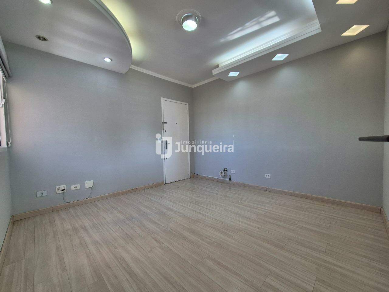Apartamento à venda no Vila Real, 2 quartos, 1 vaga, no bairro Nova América em Piracicaba - SP