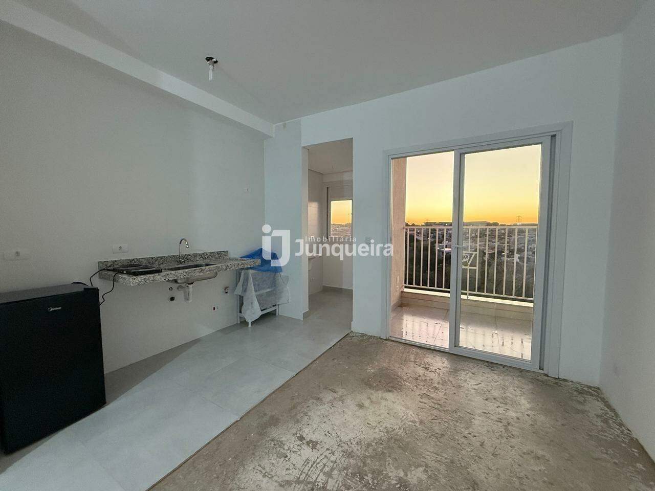 Apartamento à venda no Villa Serena, 3 quartos, sendo 1 suíte, 2 vagas, no bairro Jardim Califórnia em Piracicaba - SP