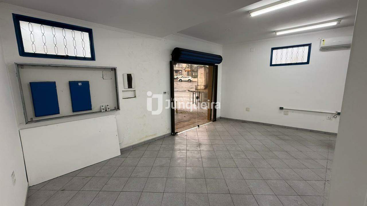 Prédio Comercial para alugar, no bairro Santa Terezinha em Piracicaba - SP